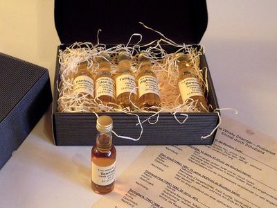 Geschenkbox mit Whisky-Proben